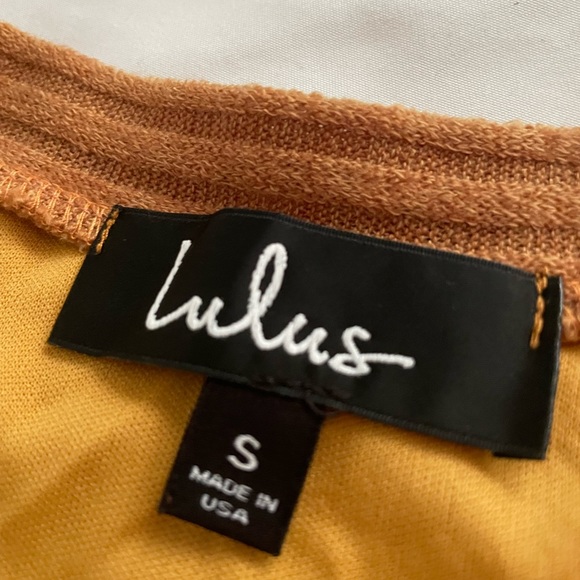 Lulus Ribbed Midi Dress - Picture 4 of 6